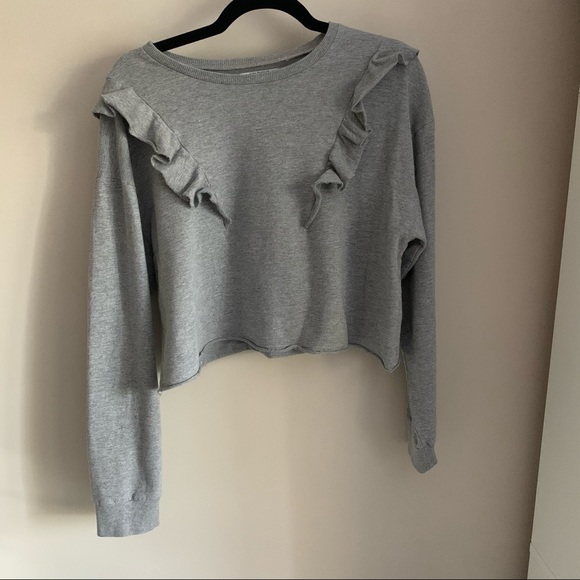 NWOT ✨ Zara ruffled crop sweatshirt - Picture 2 of 5